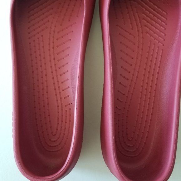 Crocs Red Ballet Flats Rubber Slip-On Shoe  size 9 - Picture 6 of 10